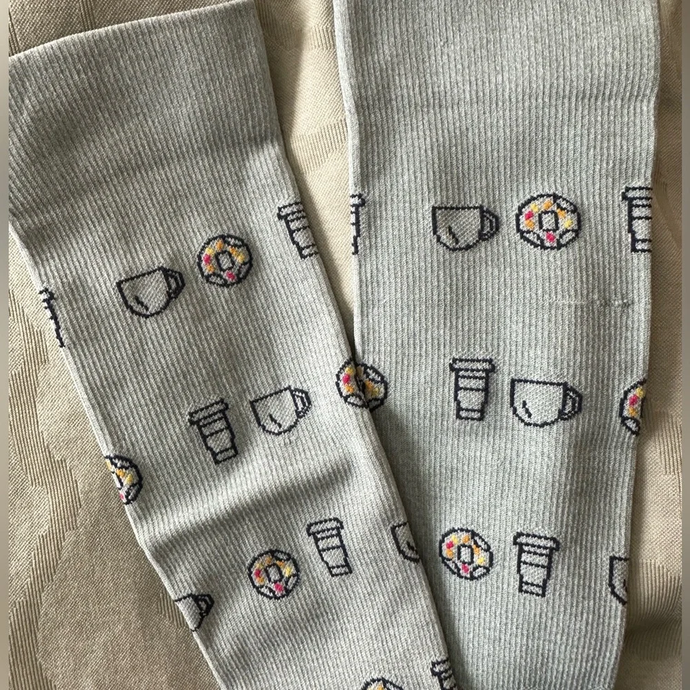 FIGS Compression Socks Size Small S Coffee STAT Donuts nursing medical grey - Picture 2 of 7